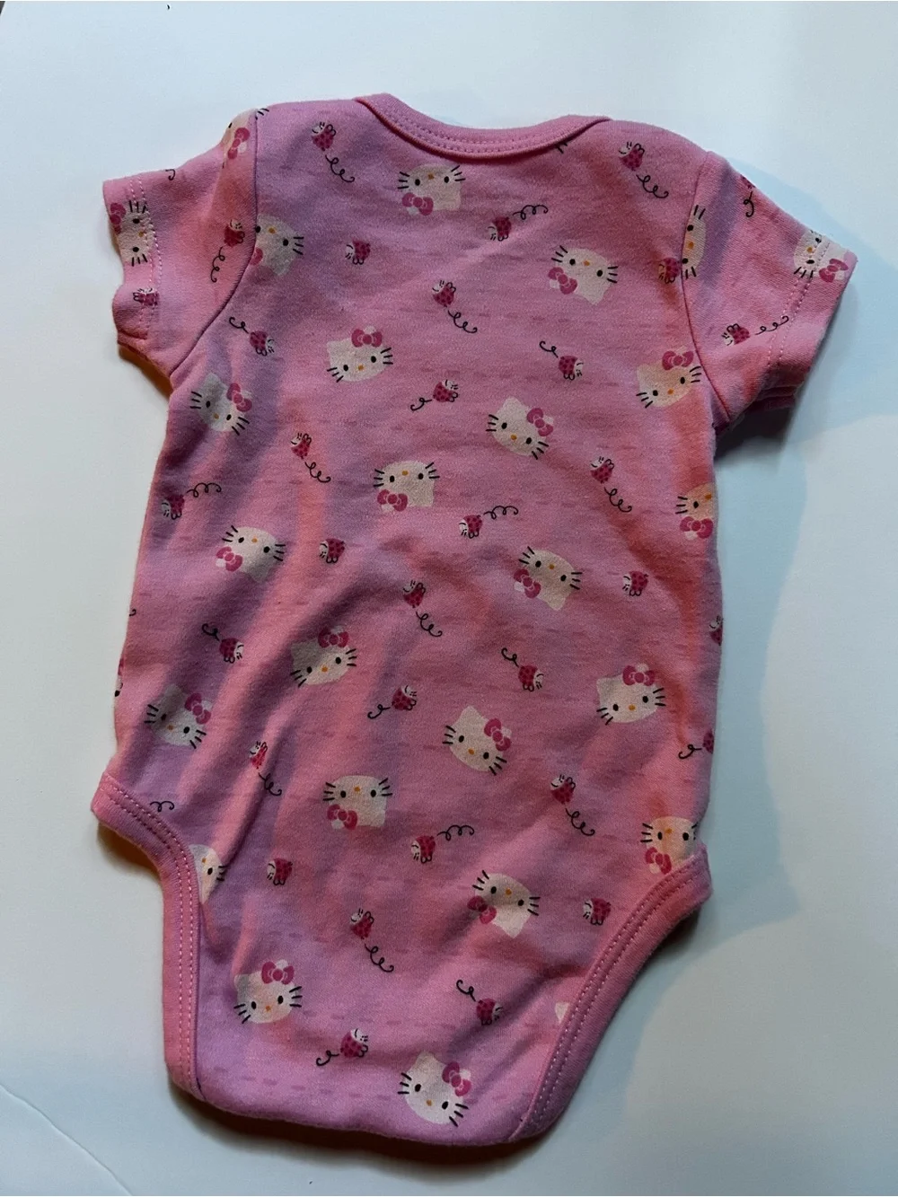 Hello Kitty Sanrio Baby Girl 9M Onesie Bundle 3pc EUC Bodysuits